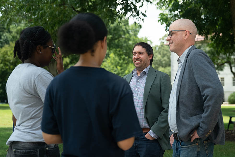 Zackary Peskowitz and Pablo Montagnes speaking with Emory students